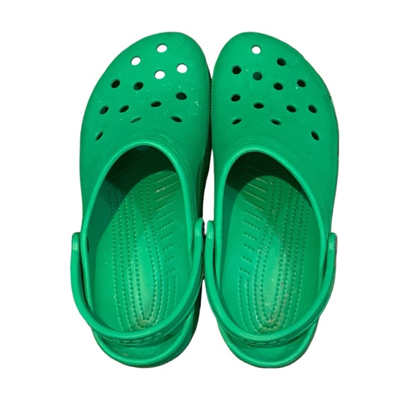 Men's Crocs Classic Clog Grass Green - Picture 13 of 16